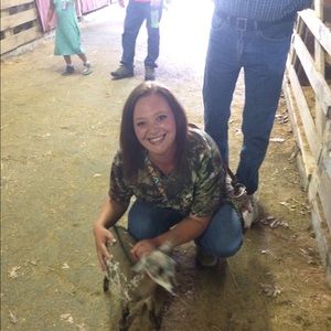 Meet your Posher, Danielle